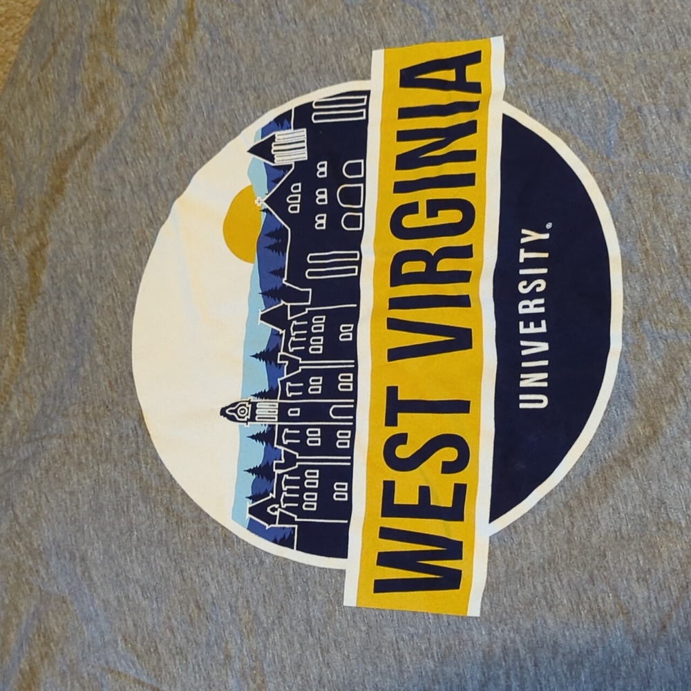 NWT USCAPE apparel WVU West Virginia t shirt size large